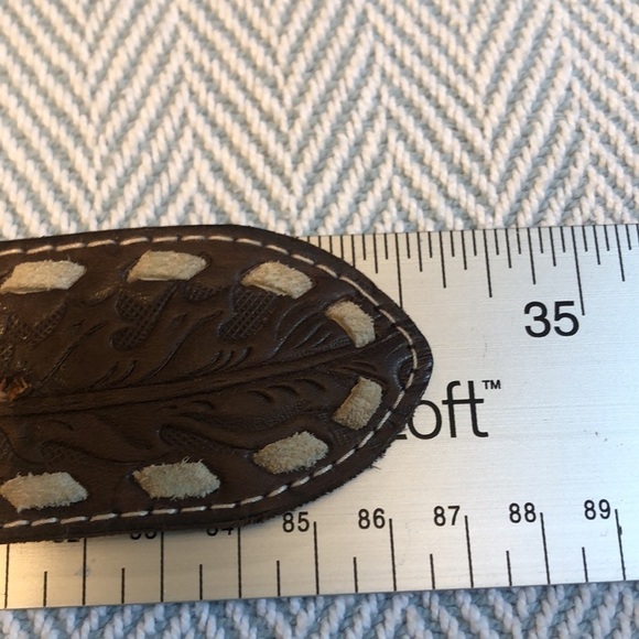 Western Leather Embossed Belt, Turquoise stone and Brass Buckle Approx 34” long - Picture 5 of 10